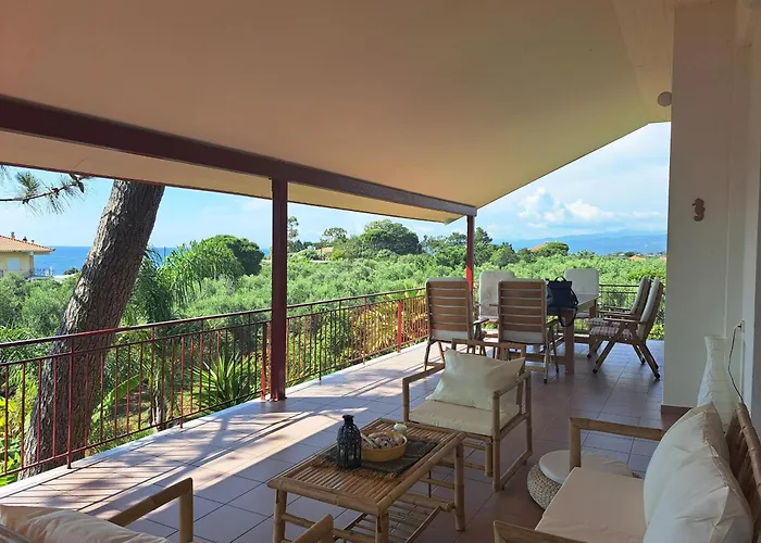 Matina 2 Кипарисия